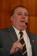 Capoani foi reeleito com 53.050 votos